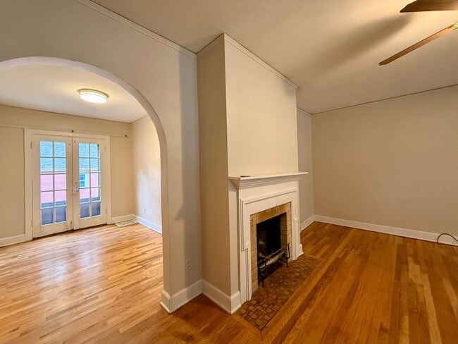 Building Photo - 4008 E Orme St