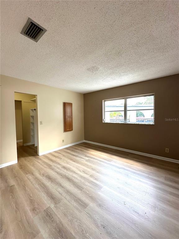Building Photo - 100 El Camino Dr
