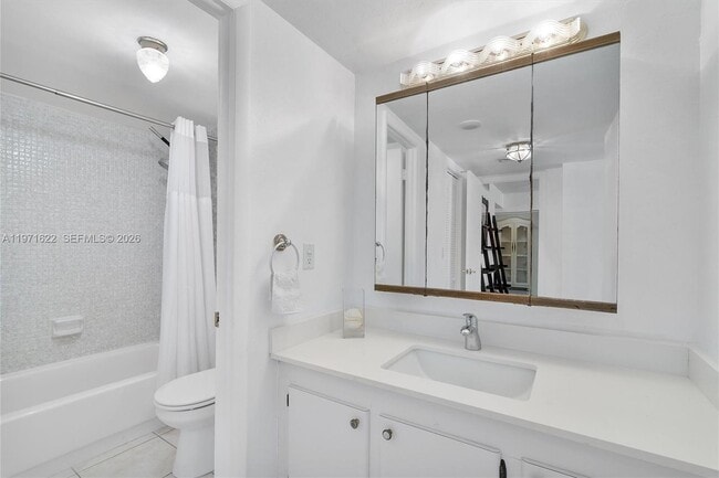 Building Photo - 9273 Collins Ave