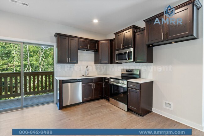 Building Photo - New Beginnings Start At AMRR: 2 Bedroom Lakehouse in Bella Vista!