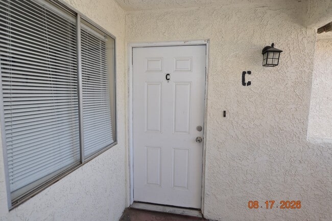 Building Photo - 5267 Del Gado Dr
