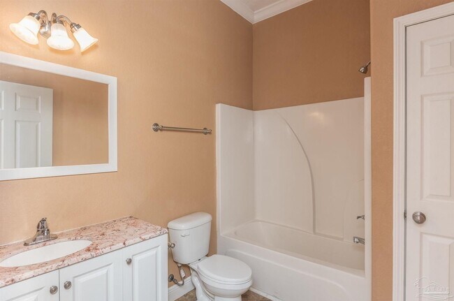 Building Photo - 542 S 72nd Ave