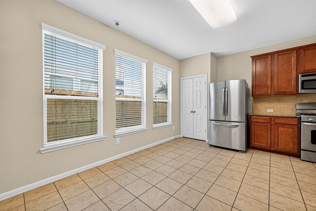 Building Photo - 7522 Autumn Sun Dr
