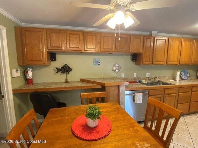 Building Photo - 8759 Live Oak Ct