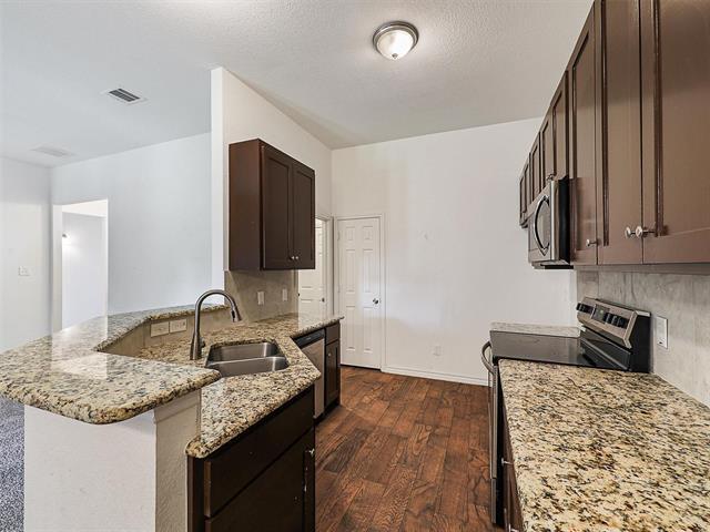 Building Photo - 3101 EastCrest Ct