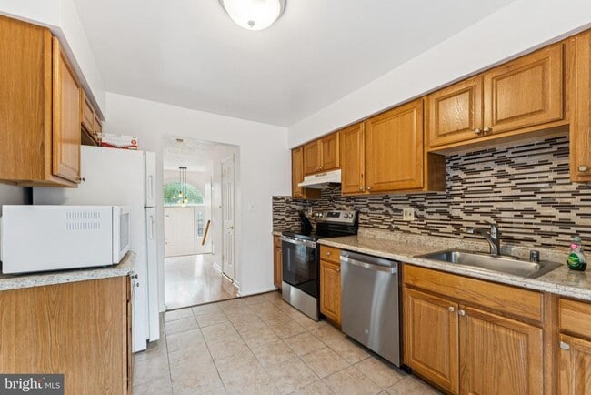 Building Photo - 4117 Waterbuck Way