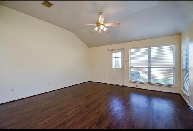 Building Photo - 20802 Oak Rain Ct