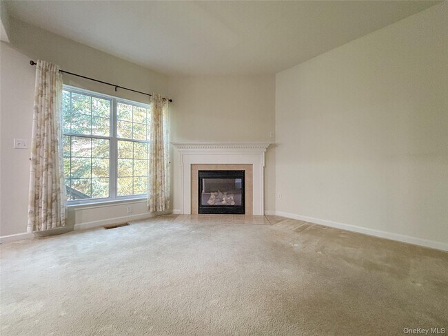 Building Photo - 1063 Dutcher Dr