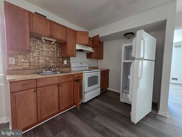 Building Photo - 413 S Broad St