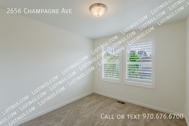 Building Photo - 2656 Champagne Ave