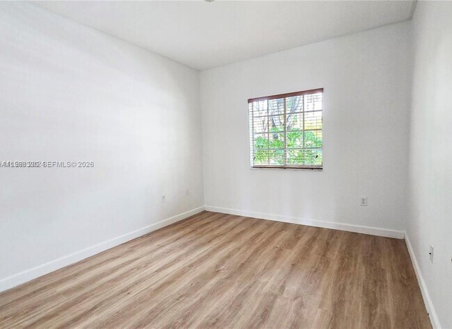 Building Photo - 6814 NW 107th Pl