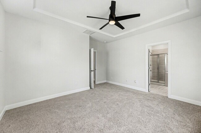 Building Photo - Modern 4BR Home in Raleigh | Great Location