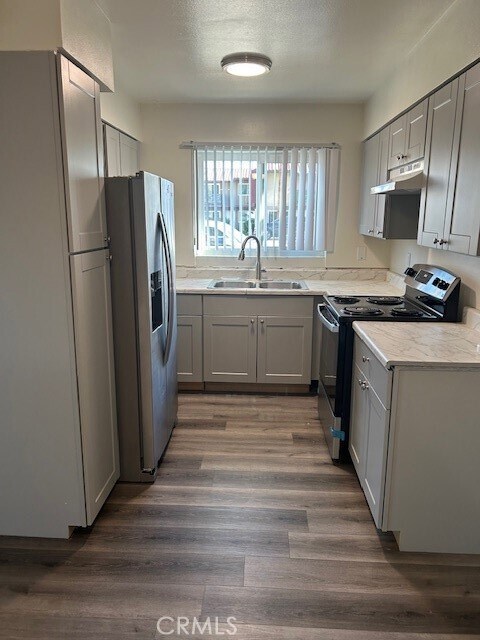 Building Photo - 51049 Eisenhower Dr
