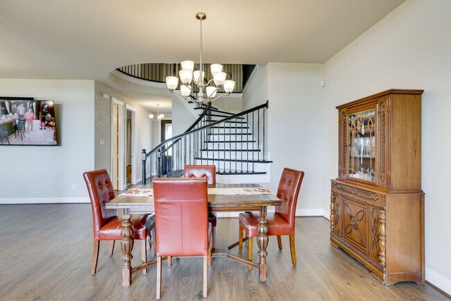 Building Photo - 12718 Mdw Gln Trl