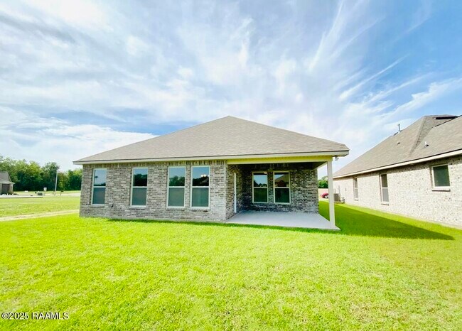 Building Photo - 315 Berg Ct