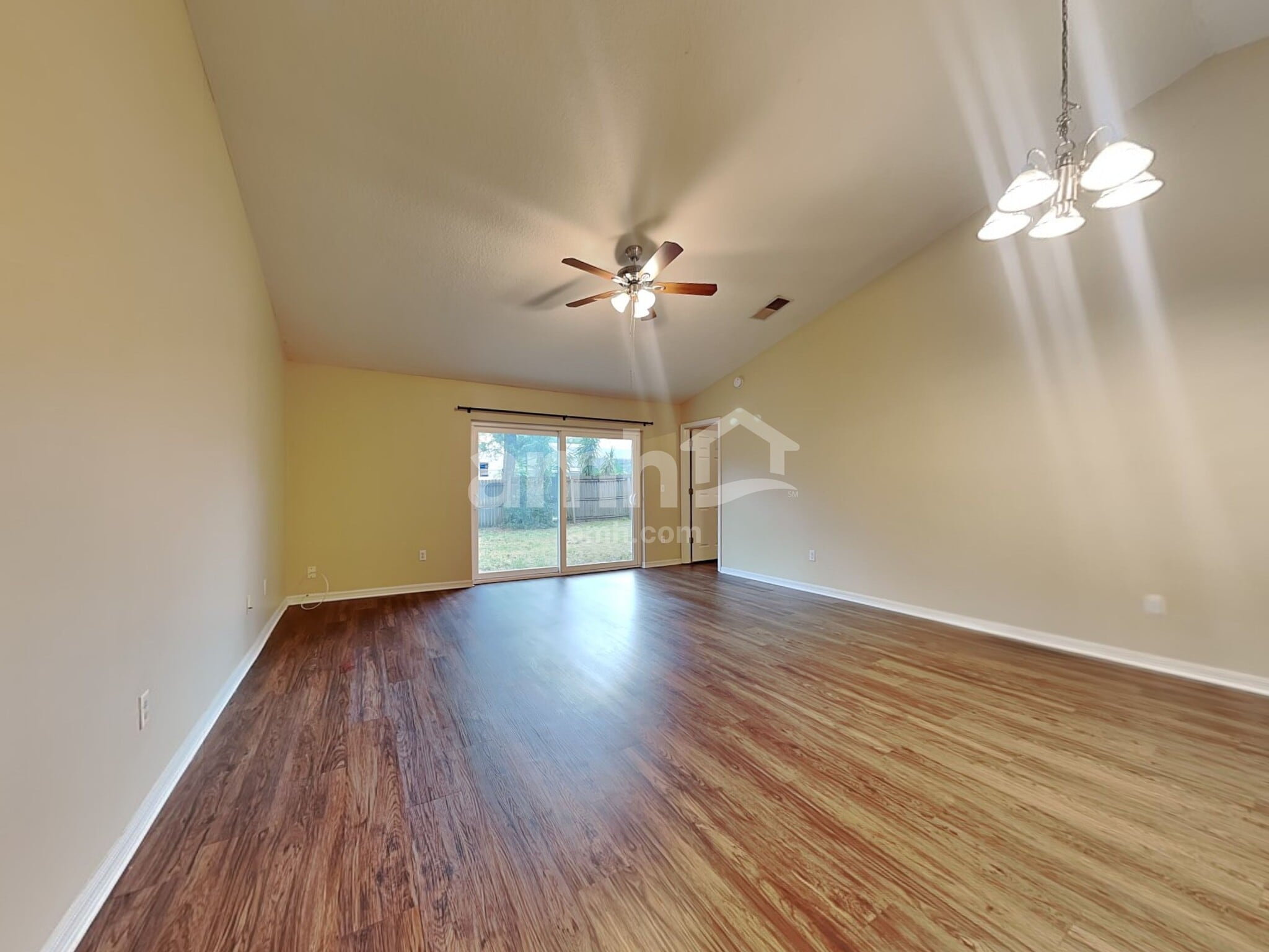 Building Photo - 1127 Dunbridge St