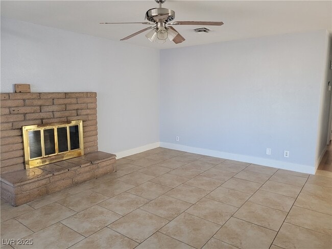 Building Photo - 1700 N Timber Ln