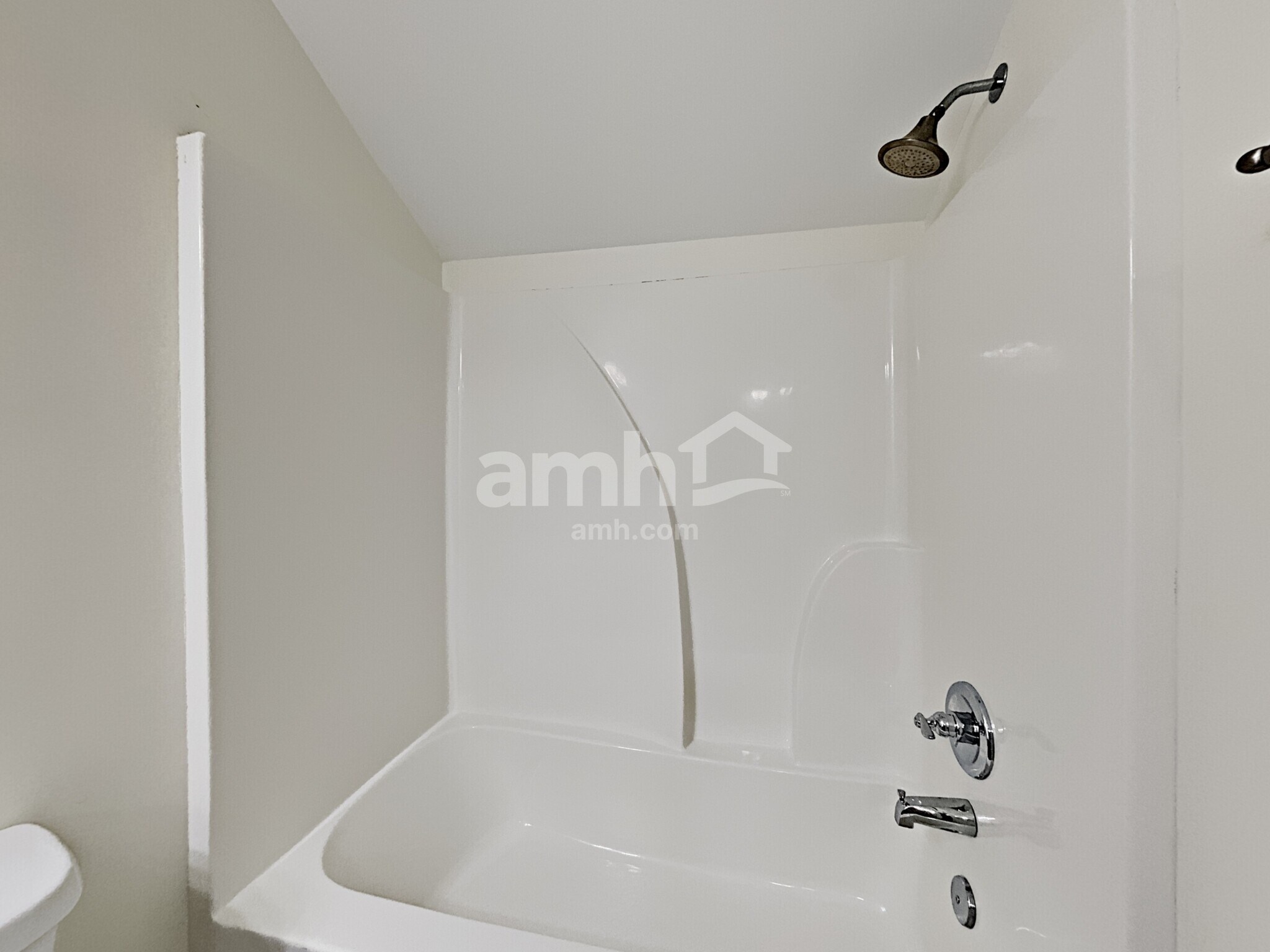 Building Photo - 4870 Beryl Dr