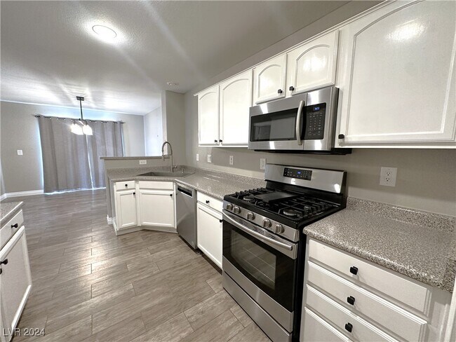 Building Photo - 463 Temple Canyon Pl