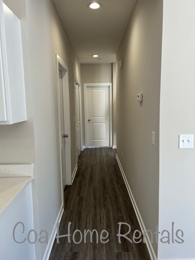 Building Photo - New Construction west side town home
