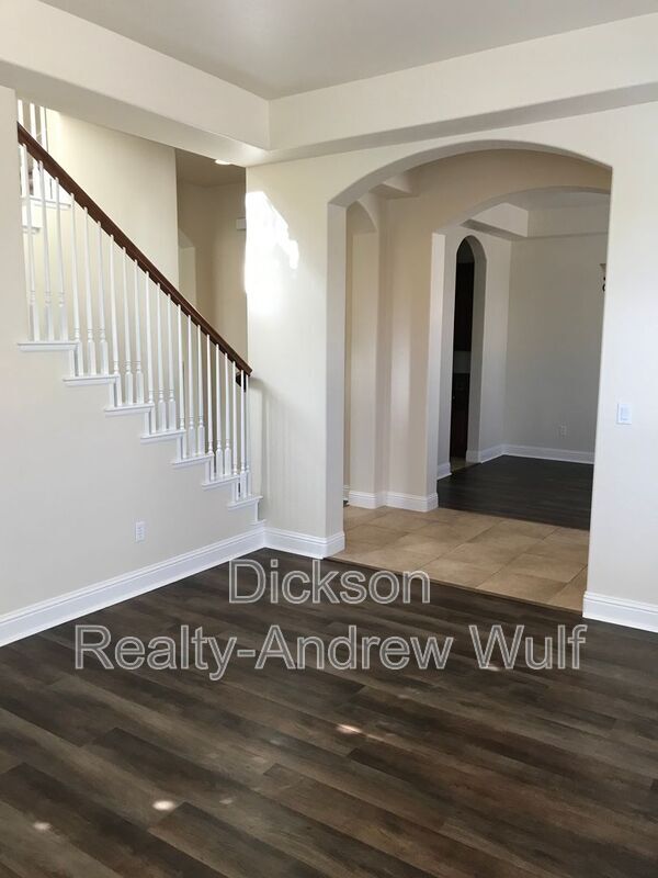 Building Photo - 2205 Heavenly View Trail