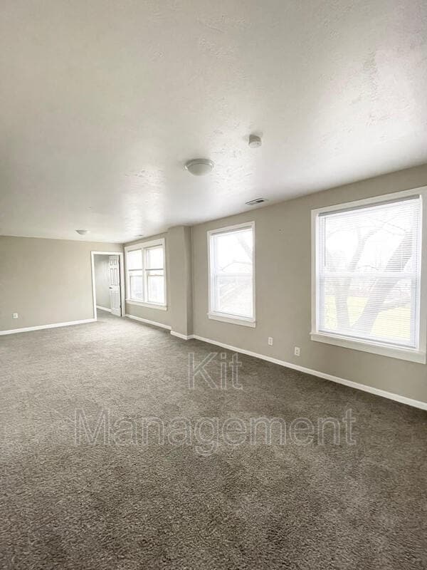 Building Photo - 2248 Broadway St