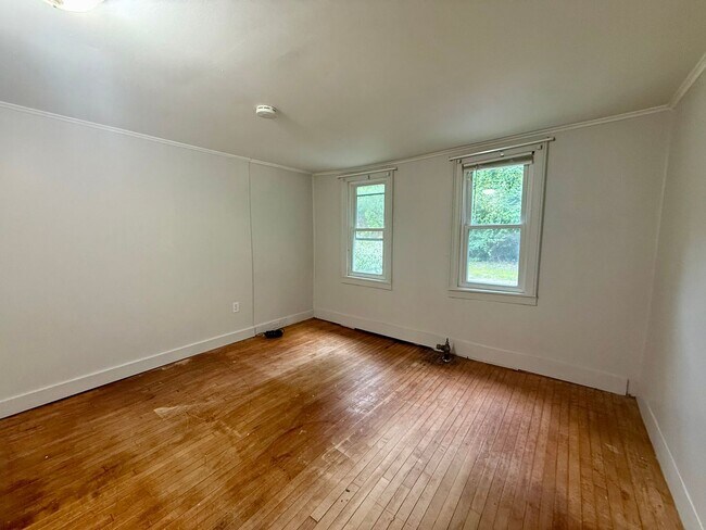 Building Photo - 1244 Dalton Ave