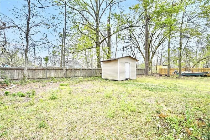 Building Photo - 370 Cedar Ln