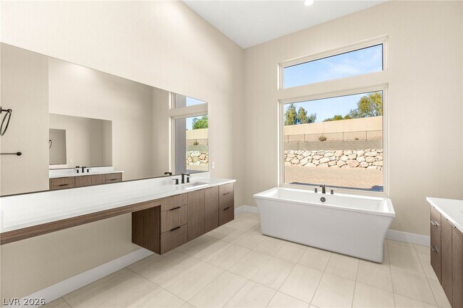 Building Photo - 11014 Horizon Ledge Ave