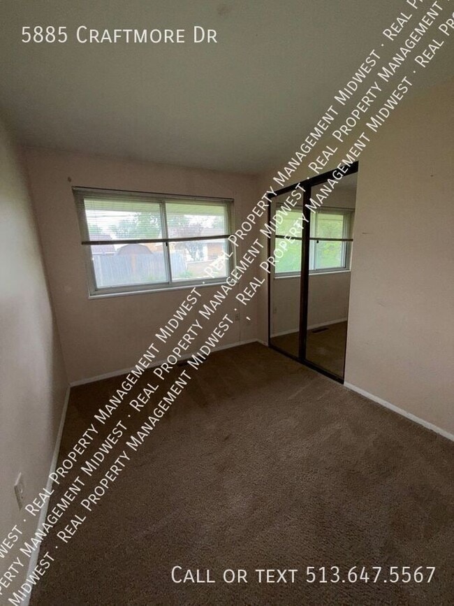 Building Photo - 5885 Craftmore Dr