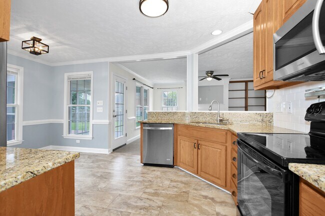 Building Photo - 7924 Lester Dr