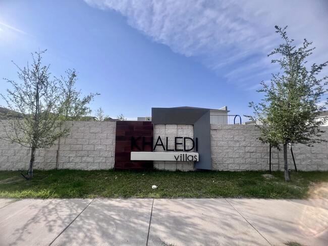 Building Photo - 9910 Bijan Dr