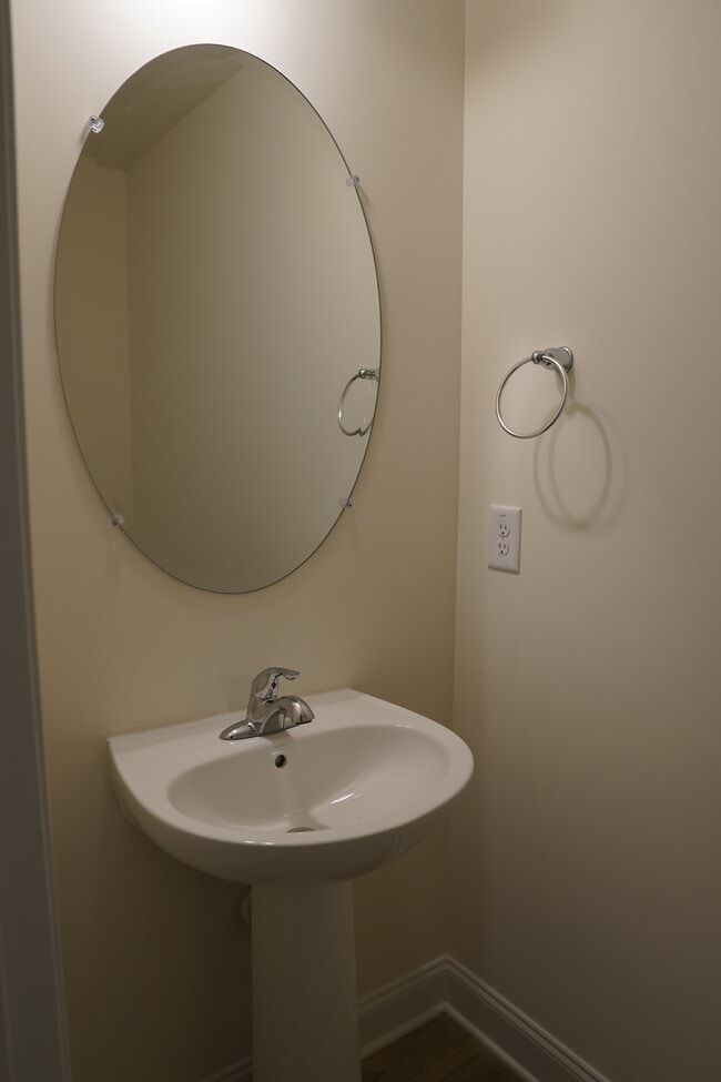 Building Photo - 60 Honeydew Wy