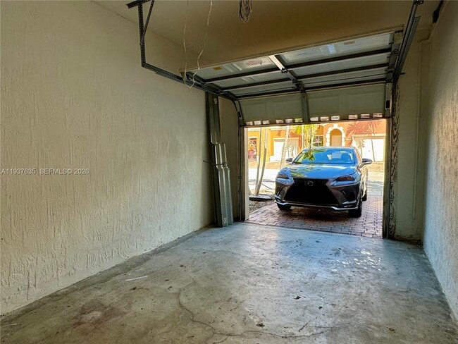 Building Photo - 3162 SW 153rd Ct