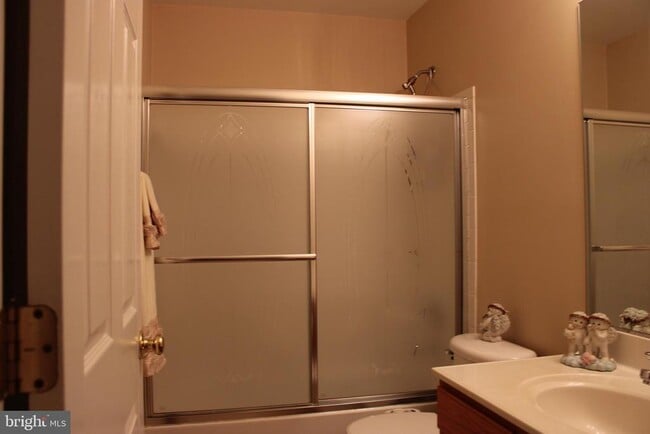 Building Photo - 14186 Hunters Run Way