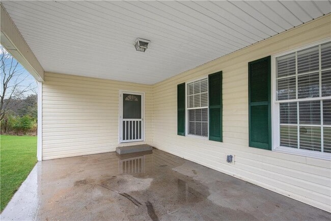 Building Photo - 700 Tilley Rd