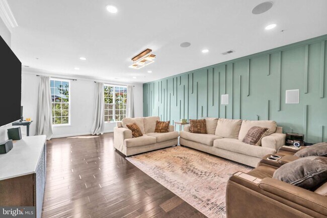 Building Photo - 23548 Belvoir Woods Terrace