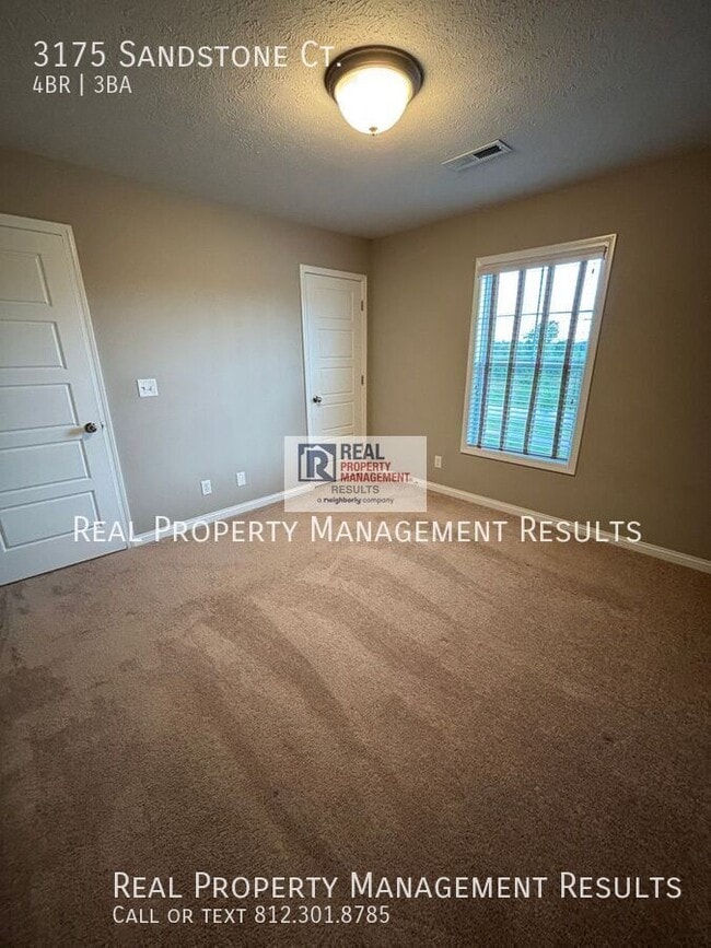 Building Photo - 3175 Sandstone Ct