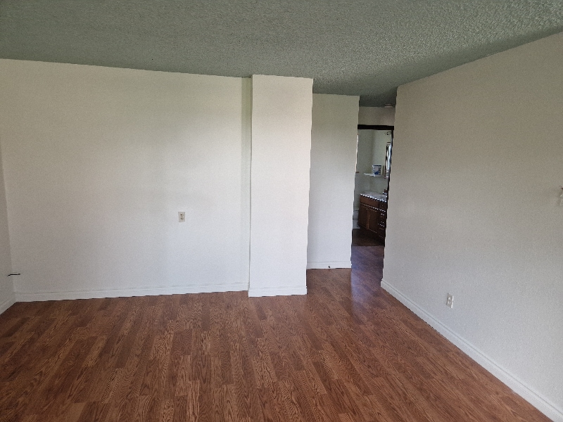 Building Photo - 17917 Bennett Rd