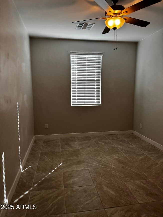 Building Photo - 23436 W Winslow Ave