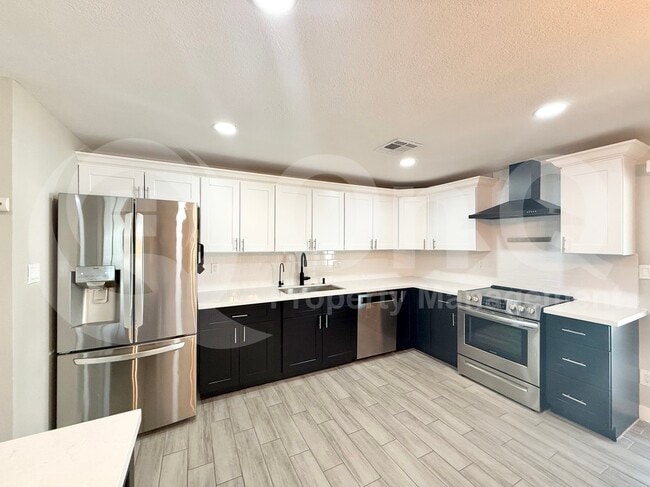Building Photo - 13214 N 42nd St
