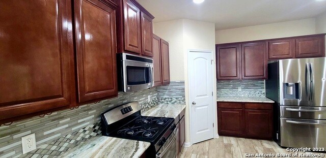 Building Photo - 7202 Sunset Terrace
