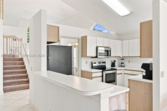 Building Photo - 2873 Oak Park Cir