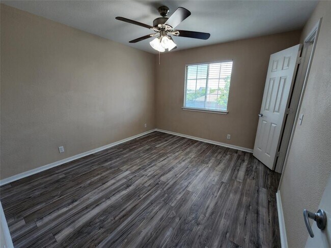 Building Photo - 19001 Leigh Ln
