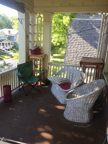 Primary Photo - 247 Buckingham Ave