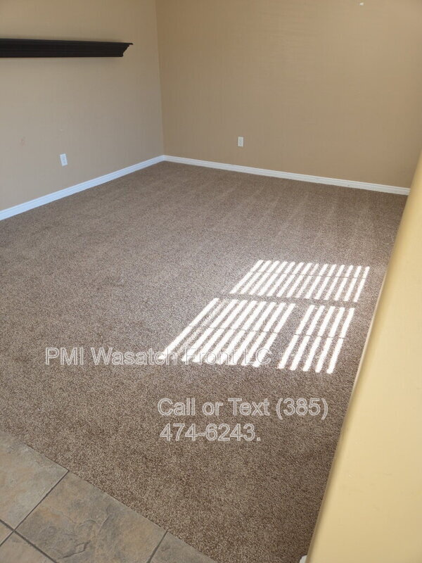 Building Photo - 5296 Ravenna Ct