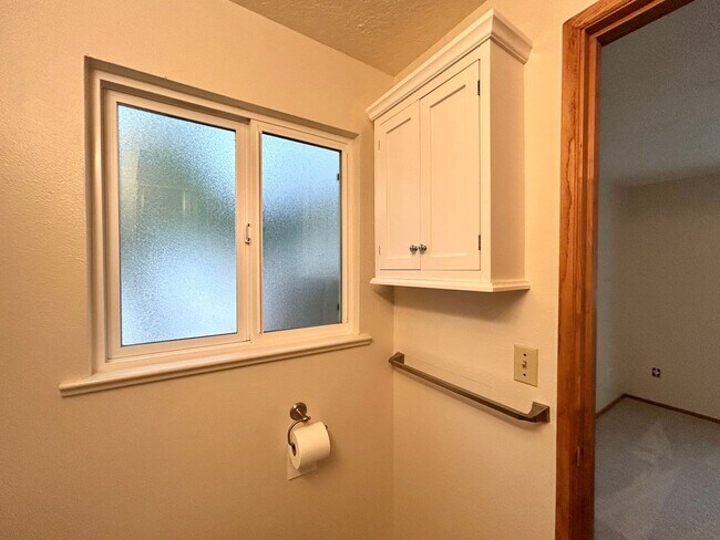 Building Photo - One Of The Top Rated Gems Of 2026: Serene 3 Bed + Bonus Room, 2.5 Bath Spacious House!