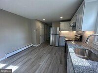 Building Photo - 134 Maple Ave