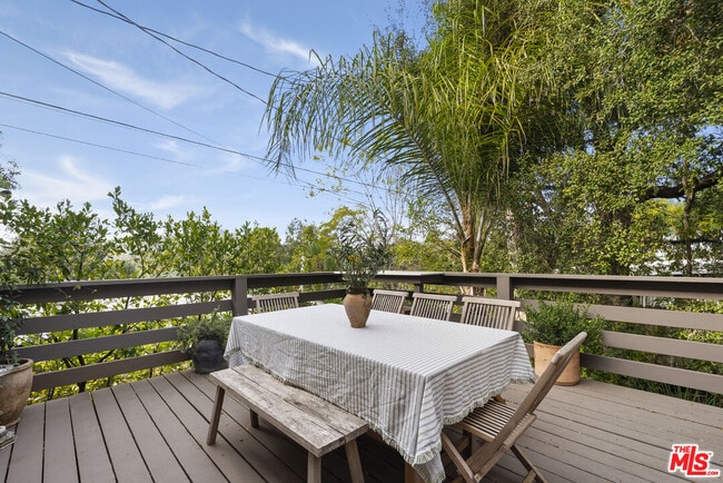 Building Photo - 7445 Palo Vista Dr