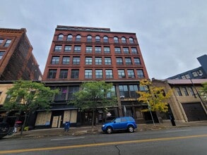Entrance - The Lofts at Searle